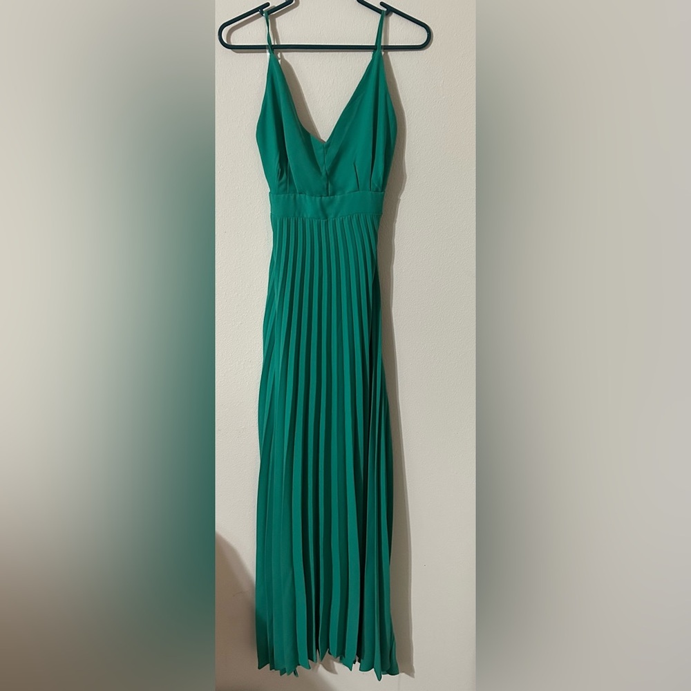 Versona Green Dress